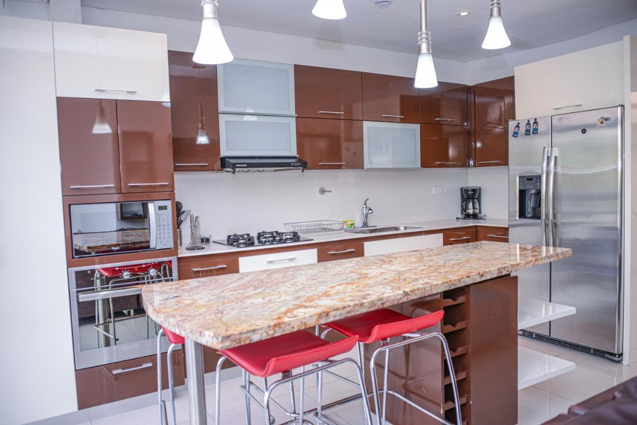 Apartamento Lleras Ac Hot Tub Medellín Exterior foto